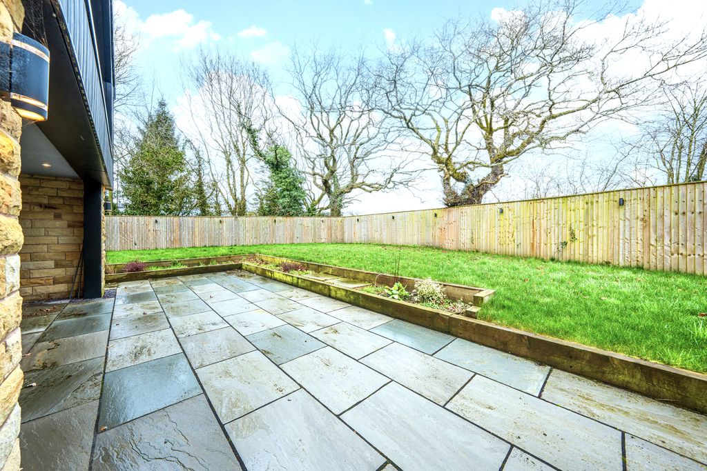 6 Barn Croft Hoghton